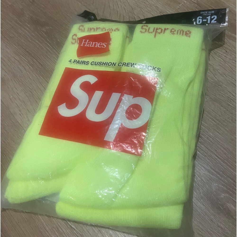 Pack of socks supreme